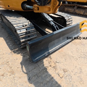 Mini-excavatrice hydraulique sur chenilles CAT303.5 d'occasion, 3,5 tonnes, moteur d'origine japonaise, pour usage agricole et domestique, haute qualité à bas prix - Product Image 4