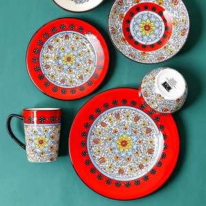 Plato redondo de cerámica roja creativa americana para carne - Product Image 1