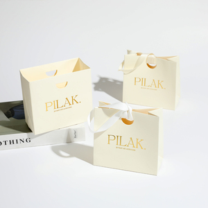 Bolsa de Regalo de Cartón Blanca Personalizable con Logotipo Impreso, Bolsa de Papel Kraft para Cosméticos, Lápiz Labial y Joyería - Product Image 2