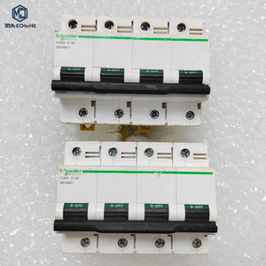 Contrôleur PLC, capteur, disjoncteur, neuf d'origine C120H-4P-D125 - Product Image 1