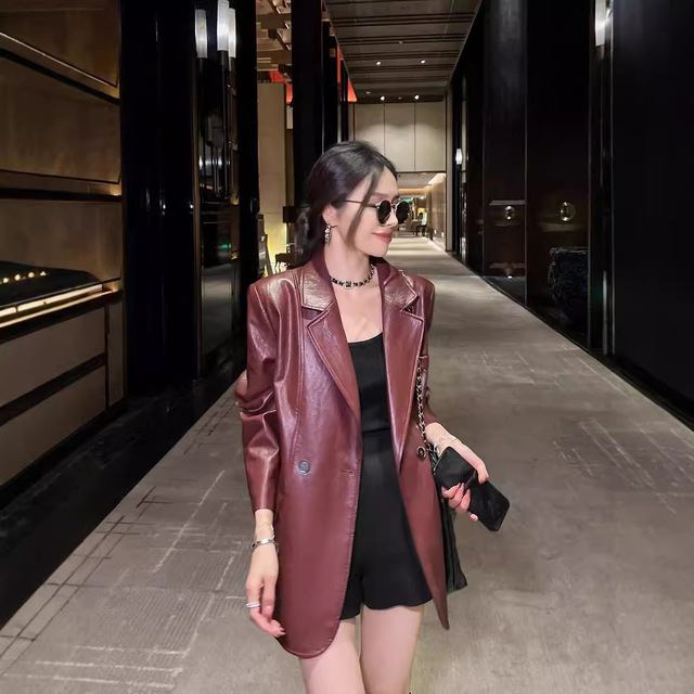 2024 High-end Design Sense Retro PU Leather Suit Loose Casual Leather Coat Women's Top