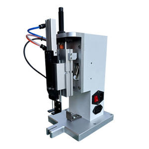 Nouvelle machine à agrafer pneumatique en plastique, agrafeuse élastique robuste, machine à coudre pour vêtements, couture maximale de 55 mm - Product Image 1