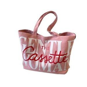 Sac fourre-tout en toile personnalisable et réutilisable avec logo imprimé, grand format, style tendance quotidien, design écologique et recyclé pour femmes - Product Image 1