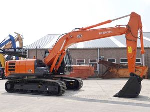 Excavatrice Hitachi ZX220 d'origine, faible nombre d'heures de travail, 22 tonnes, chenilles hydrauliques, moteur PLC, haute efficacité, capacité de la cuillère de 1,22 m - Product Image 3