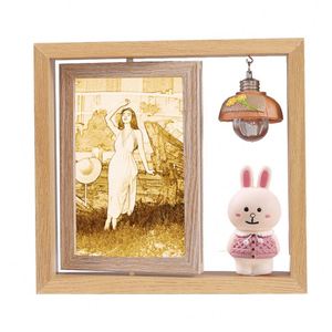 Cadre photo en bois rotatif double face de 6 pouces de style nordique avec lumière, motif cochon de dessin animé - Product Image 5