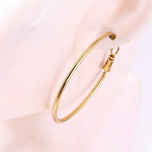 Pendientes de Aro Simples y Populares con Baño de Oro de 18K - Product Image 2