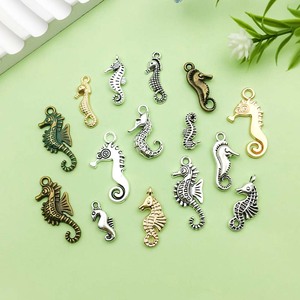 จี้รูปม้าน้ำ โลหะผสมสังกะสี ชุบเคลือบ ขนาดกลาง สำหรับทำเครื่องประดับ DIY - Product Image 3