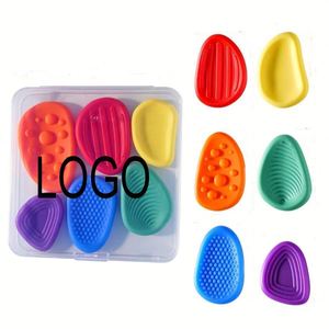 Piedras Sensoriales Calmantes para Autismo con Logotipo Personalizado, Mini Paquete de 6 Juguetes Antiestrés Suaves para Niños y Adultos, Material de Silicona para la Ansiedad - Product Image 1