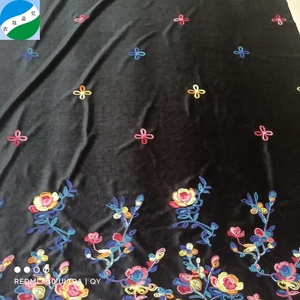 Vente en gros fournisseur chinois tricot au kg velours coréen broderie polyester tissu <span class=keywords><strong>teint</strong></span> uni <span class=keywords><strong>lot</strong></span> de stock pour vêtement - Product Image 2