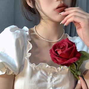 Collier en perles d'eau douce naturelles à haute luminosité pour femmes, style Hepburn, avec un design de niche, polyvalent et simple - Product Image 5