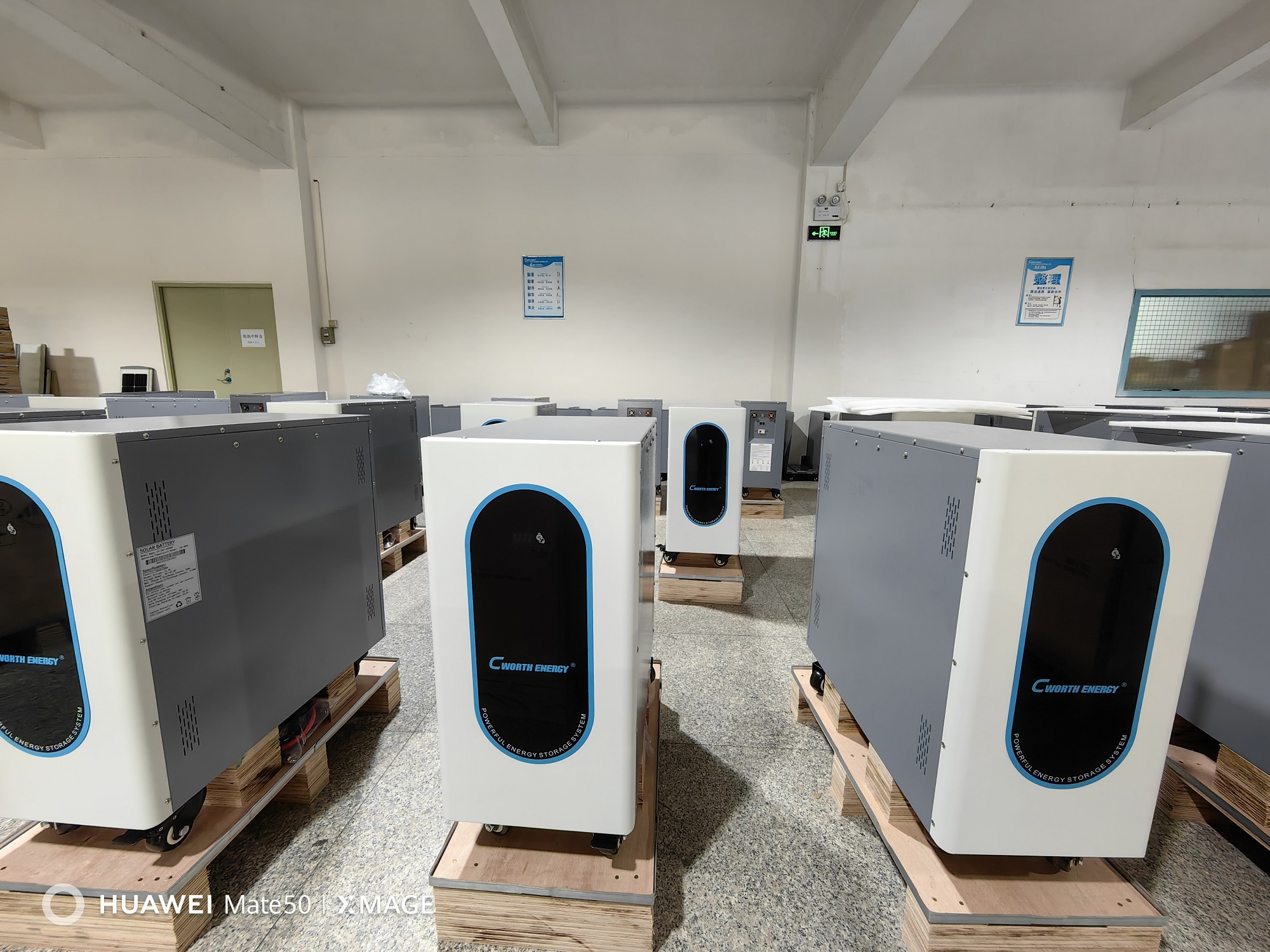Cworth Energy High Efficiency Safe and Long Life Cycle 48 V 12.5KWH Lithium Battery Pack for Home Energy Storage · image 4