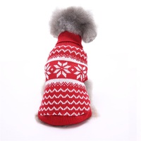 Pull pour chien classique en polyester de haute qualité, fait main au crochet, écologique, confortable, motif géométrique bleu/rouge, personnalisable pour animaux de compagnie