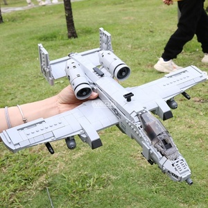 917pcs xây dựng gạch máy bay quân sự <span class=keywords><strong>A10</strong></span> WARTHOG máy bay chiến đấu tấn công máy bay phản lực <span class=keywords><strong>Thunderbolt</strong></span> II cho bé trai Đồ chơi khối xây dựng máy bay - Product Image 1