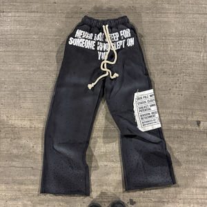 Completo da Uomo con Felpa con Zip e Pantaloni della Tuta Larghi Personalizzati, Esentasse negli Stati Uniti, con Applicazioni di Strass, Ricami, Stampa Serigrafica ed Effetto Sbiadito dal Sole - Product Image 3