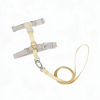 Harnais pour chaton et chat en cuir et nylon, personnalisé, à blocs de couleur, en forme de H, réglable, anti-évasion, léger (36g), avec boucle en PVC, vente en gros, OEM