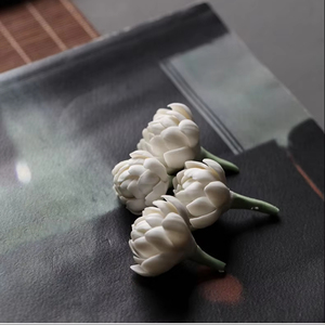 Venta Directa de Fábrica de Jingdezhen de Decoraciones de Flores de Jazmín de Cerámica Hechas a Mano - Product Image 1