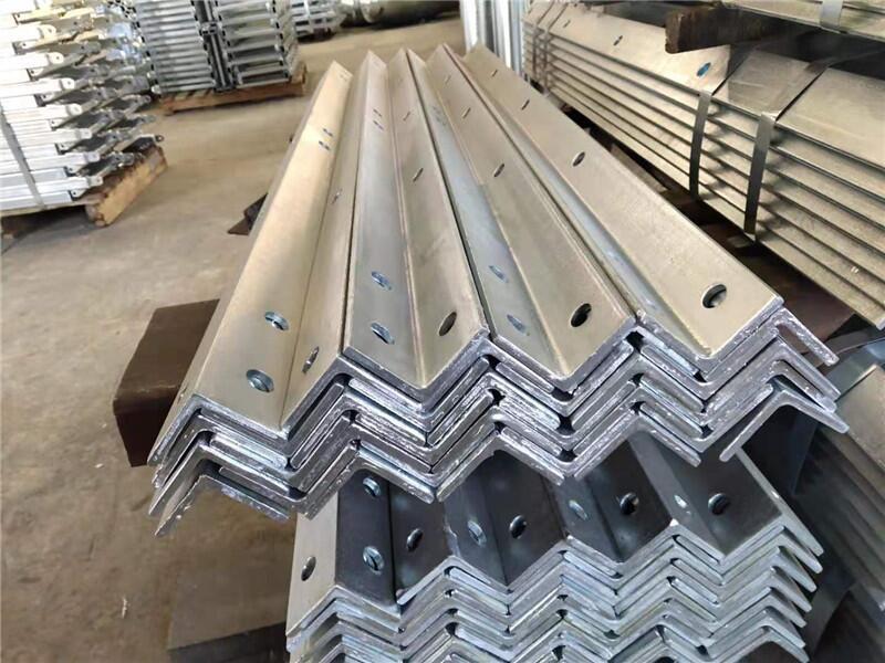 200 X 150 X 15 Steel Angle Iron