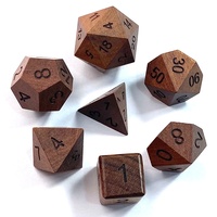 Dés en bois polyédriques personnalisables mdn jeu interactif octaédrique tétraédrique commande en gros avec coffrets cadeaux