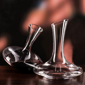 עיצוב יוקרה מודרני גביש יין אדום דקנטר יין מתכת נטול עופרת יין אדום מנפק זכוכית שקוף דק לשימוש ביתי - Product Image 5