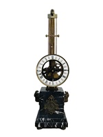 Horloge mécanique à pendule à balançoire suspendue squelette inversé, style moulin à vent antique mystérieux, avec tête de bête en laiton et base en marbre