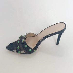 Sandales à bout ouvert camouflage pour femme, talons aiguilles fins, chaussures habillées, décorations métalliques, mules à talons hauts fins ornées de diamants, claquettes en jean - Product Image 4