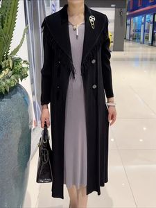 <span class=keywords><strong>Trench</strong></span> <span class=keywords><strong>Oversize</strong></span> da <span class=keywords><strong>Donna</strong></span> con Pieghe Miyake e Decorazione a Nappine, Traspirante e Impermeabile, Capospalla Casual Leggero per la Stagione Invernale - Product Image 3