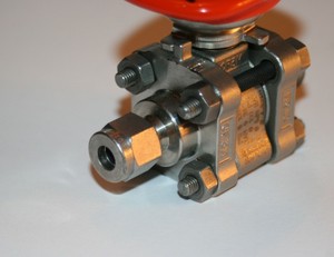 1 unité neuve et originale, tube de 1/4" x 1/4" MNPT SS, raccord à bille 3 pièces <span class=keywords><strong>Whitey</strong></span>/ 62TM4-S4-JK PLC - Product Image 2