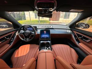 Auto Usado en Venta, Mercedes-Benz S 400 L 2022, Sedán de Lujo, Volante a la Izquierda, 313hp, Híbrido Suave de 48V, Excelente Estado - Product Image 2