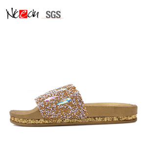 Cinese Tacco per le <span class=keywords><strong>Donne</strong></span> di Estate di Modo Personalizzato Logo Di Marca del Commercio All'ingrosso di <span class=keywords><strong>Casa</strong></span> per Gli Ospiti di Nuovo di Disegno di Eva <span class=keywords><strong>delle</strong></span> <span class=keywords><strong>Donne</strong></span> di trasporto <span class=keywords><strong>Delle</strong></span> Signore Piatto pantofole - Product Image 6