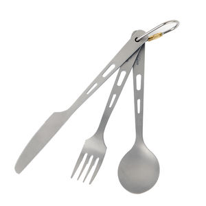 Prodotti cinesi in <span class=keywords><strong>titanio</strong></span> Spork <span class=keywords><strong>Set</strong></span> di stoviglie portatili cucchiaio da campeggio <span class=keywords><strong>Set</strong></span> di <span class=keywords><strong>coltelli</strong></span> forchetta per viaggi escursionistici in campeggio all'aperto - Product Image 2