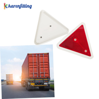 Lot de 2 triangles de signalisation de sécurité rouges en plastique pour véhicules à faible vitesse, réfléchissants de qualité professionnelle pour camions, voitures et voiturettes de golf en extérieur