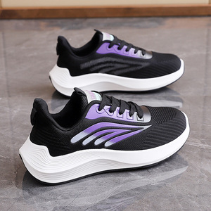 Chaussures de sport d'été pour femmes nouvelle Surface en maille respirante légère semelle souple décontracté mode marche Style chaussures de course - Product Image 1