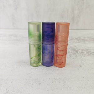 Nouveaux Tubes de Brillant à Lèvres AS Colorés avec Bouchon à Vis Rond, Bouteille Carrée, Emballage Cosmétique Transparent Personnalisé, Couleur Argentée Mini - Product Image 1