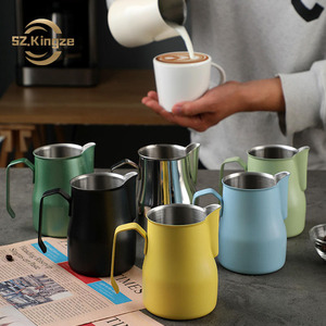 เหยือกนมสแตนเลส Kingze Barista Tools ขนาด 350 มล./450 มล. สีสันสดใส สำหรับทำลาเต้อาร์ต ชงกาแฟและชา - Product Image 1