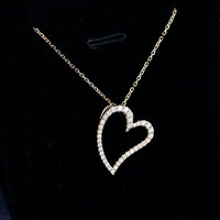 Pendentif collier cerceau en forme de coeur à la mode avec pendentif en diamant Moissanite bijoux personnalisés en or massif 10k 14k 18k
