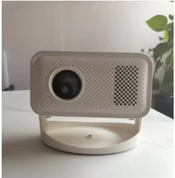 Nouveau modèle de mini projecteur RC 4K V18 HD, mini projecteur portable de petite taille