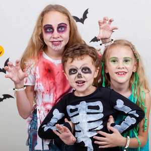 สายรัดข้อมือผ้าพลาสติกแบบล็อคสั่งทำขายส่งจากโรงงาน สำหรับงานเทศกาล งานอีเว้นท์ วีไอพี สีทอง - Product Image 6