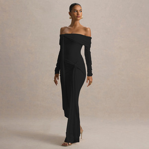 Robe longue asymétrique à une épaule avec design plissé pour les soirées - Product Image 3