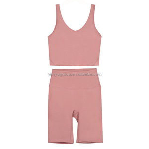 Costume de sport actif en forme de U pour femmes soutien-gorge de Fitness haut et short de <span class=keywords><strong>Yoga</strong></span> ensemble personnalisé dame grande taille ensembles de <span class=keywords><strong>Yoga</strong></span> en gros - Product Image 2