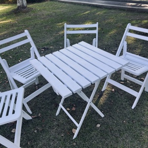 Ensemble table et chaises d'extérieur, matériau résistant aux intempéries, qualité commerciale, style moderne et décontracté, mobilier <span class=keywords><strong>de</strong></span> <span class=keywords><strong>jardin</strong></span>, design pliable - Product Image 4