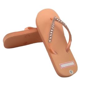 Personalizado nuevo 2020 de las mujeres de la moda Flip Flop de goma impreso Flip-Flops verano femenino zapatillas Zapatillas de playa - Product Image 4