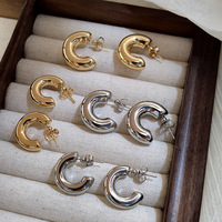 Vente en gros INS Boucles d'oreilles créoles métalliques grandes, creuses, demi-cercle, pour femmes, bijoux volumineux