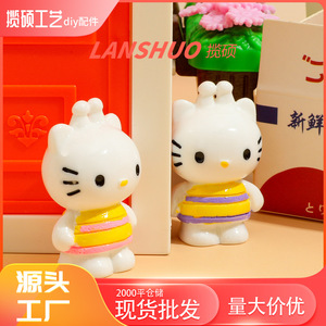 Figura de Resina de Hello Kitty, Miniatura 3D con Forma de Animal, Adorno Decorativo para el Hogar - Product Image 5