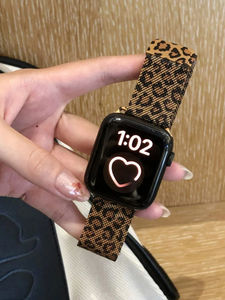 Correa de reloj inteligente Upro con estampado de leopardo para mujer, cierre magnético para Apple Watch Series 11/10/9/8/SE/3/7/6/5/4/3/2/1/Ultra/3/2/1 - Product Image 2