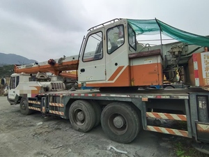 Cần cẩu xe tải 20 t zoomlion qy20v hiệu suất cao với chiều cao nâng tối đa 41.5 M & thời điểm tải 850 KNM cho dự án xây dựng - Product Image 4