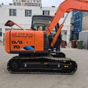 Excavadora HITACHI de 7 toneladas de Segunda Mano, Original de Japón, Excavadora Usada Hitachi ZX70 en Buenas Condiciones - Product Image 3