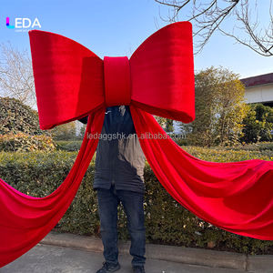 Lazo Grande de Terciopelo Rojo con Cinta Decorativa para Telón de Fondo, Personalizable en Tamaño y Color, para Bodas y Fiestas - Product Image 1