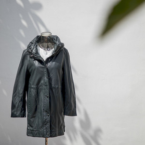 Cappotto Lungo <span class=keywords><strong>in</strong></span> <span class=keywords><strong>Pelle</strong></span> Nera di Alta Qualità per <span class=keywords><strong>Uomo</strong></span> |   Produttore di Giacche <span class=keywords><strong>in</strong></span> <span class=keywords><strong>Pelle</strong></span> dal Design alla Moda - Product Image 1
