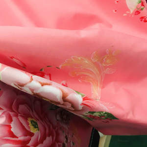 Fabbrica diretta all'ingrosso <span class=keywords><strong>grande</strong></span> fiore in microfibra tessuto in poliestere rosa tessuti stampati personalizzati per lenzuolo - Product Image 4