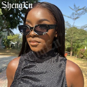 9347 Occhiali da Sole Donna <span class=keywords><strong>di</strong></span> Lusso Vintage con Montatura a <span class=keywords><strong>Serpente</strong></span> e Lenti Cat Eye per il 2025 - Product Image 3